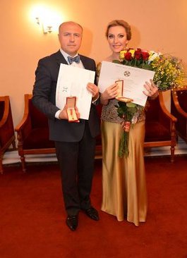 Ордени &quot;Зірка Італії&quot;  - Анжеліні Швачці та Сергію Магері