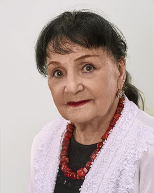 ПОТАПОВА Олена ПОТАПОВА Олена